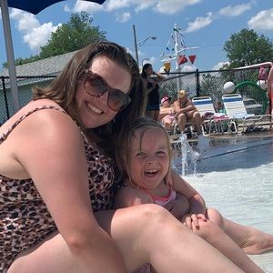 Meet your Posher, Kayla